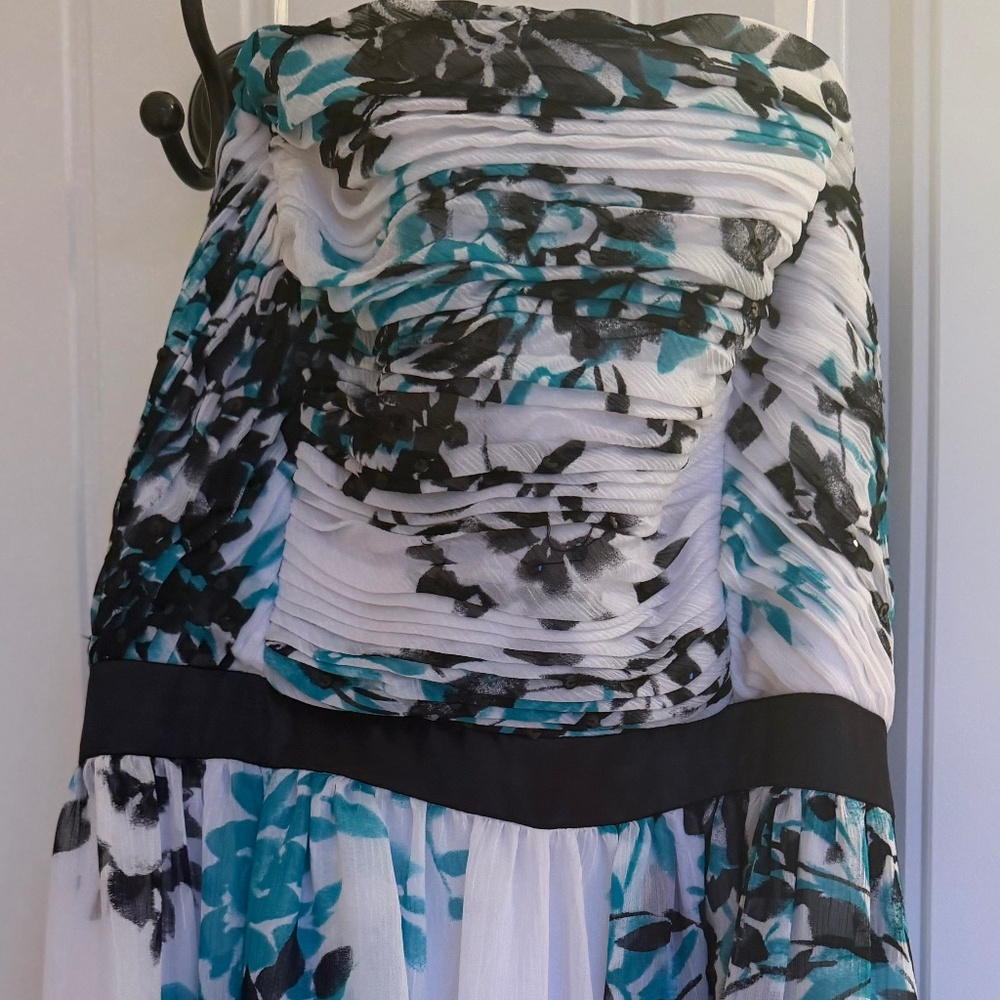 Max and Cleo White Formal Dress with Black and Teal Floral Design - Size 14